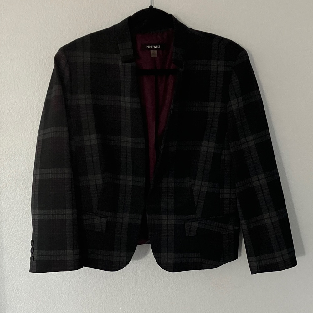 Nine West Women’s Black, Gray and Purple Plaid Blazer Size 14